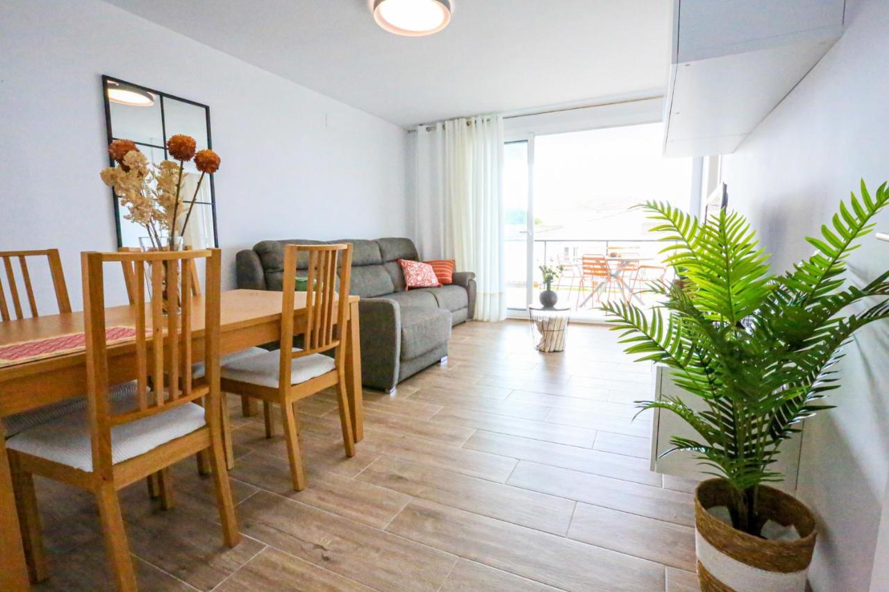 Rosa Dels Vents Only Families Apartment กัมบริลส์ ภายนอก รูปภาพ